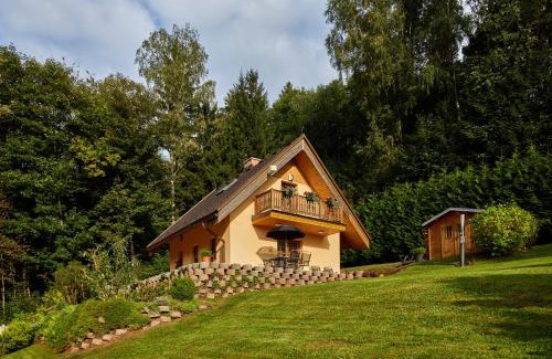 Trutnov House | Pet-Friendly Rekreační dům Dony with 9.1/10 Guest Rating