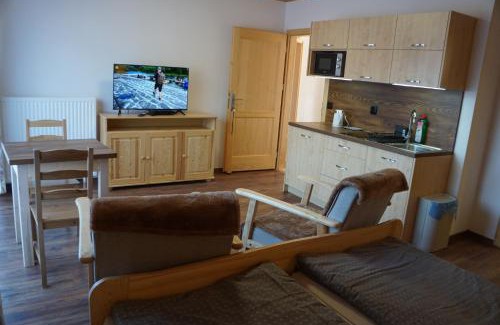 Lesnica Cabin | Discover Rekreačna usadlosť Pieninka: Pet & Child Friendly