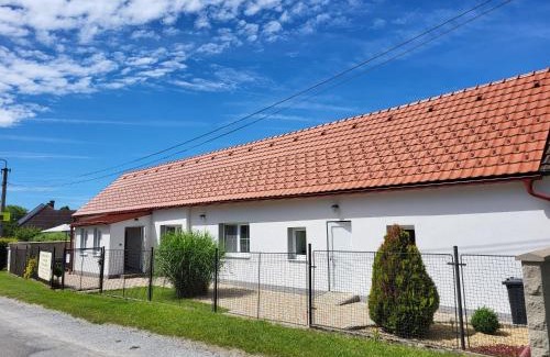 Stribrec House | Discover Rekreace u Martina: Pet-Friendly Getaway Awaits!