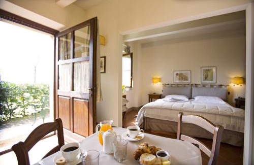 Casarello Hotel | Exceptional Stay at Relais Castello di Razzano with Pool