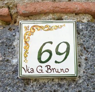 Misterbianco Apartment | Discover Relais Chiesa Madre: Family-Friendly Rooms & More