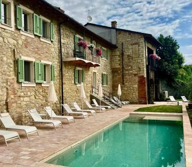 Moncalvo Hotel | Experience Relais Dal Cavaliere: Oceanfront with Pool & Hot Tub