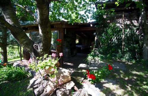 Chatillon Bed & Breakfast | Guest Rated 9.1: Family-Friendly Stay at Relais Des Elfes