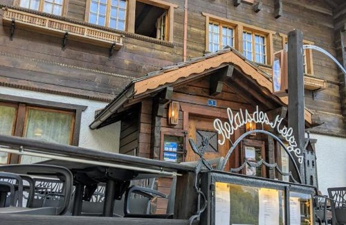 Lauenen Bei Gstaad Hotel | Charming Relais des Mélèzes: Family-Friendly Retreat
