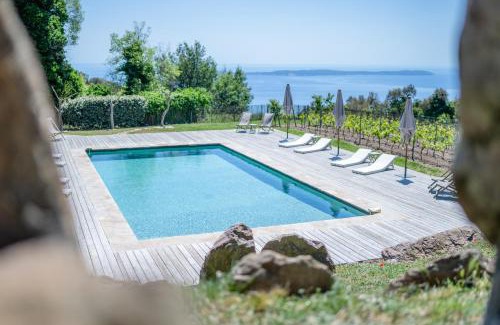 Le Lavandou House | Premier Oceanfront Retreat: Relais du vieux sauvaire