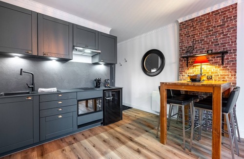 Nancy City Centre Apartment | Relais Ducal - Côté Studio