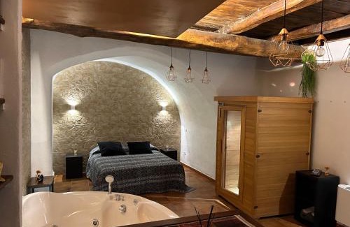 Sutri House | Relax at Relais il Duomo with Private Spa and Pet-Friendly