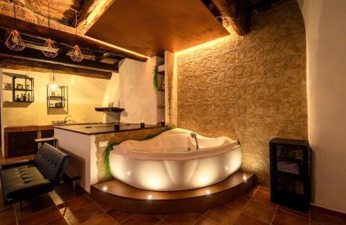 Sutri House | Relax at Relais il Duomo with Private Spa and Pet-Friendly
