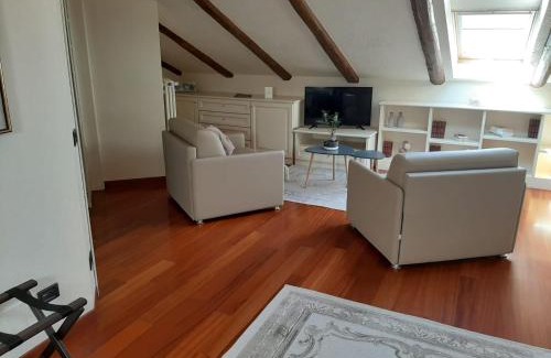 La Morra House | Pet-Friendly Relais Juliette with Ocean Views & Spa