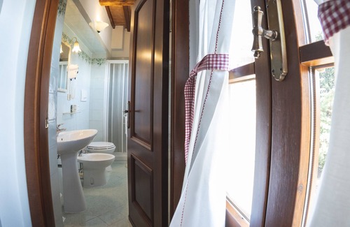 Riparbella Other | Relax at Relais la Pieve Vecchia with Pool & Spa