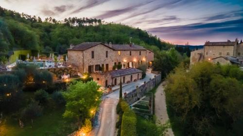 Stigliano Hotel | Relax at Relais Le Macine Di Stigliano with Ocean Views