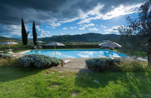 San Casciano in Val di Pesa House | Discover Relais Poggio Borgoni: Pet-Friendly with Ocean Views