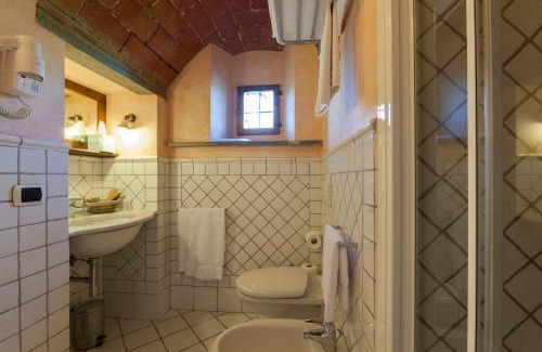 San Casciano in Val di Pesa House | Discover Relais Poggio Borgoni: Pet-Friendly with Ocean Views