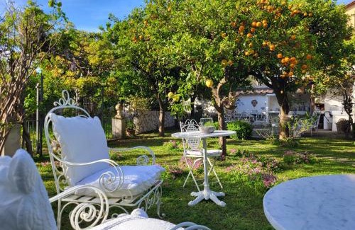 Meta House | Relais Palazzo Cacace