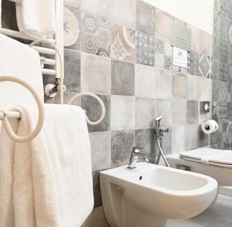 Nola House | Chic Relais Palazzo Duomo B&B: Top-Rated with Great Amenities
