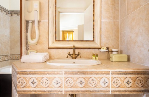 Petrignano Hotel | Discover Parco dei Cavalieri: Pool, Spa & Family Fun