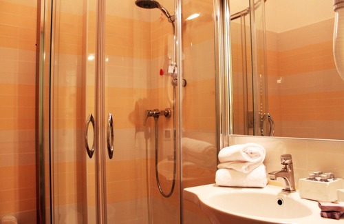 Ronciglione Hotel | Relax at Relais Sans Souci and Spa with Ocean Views