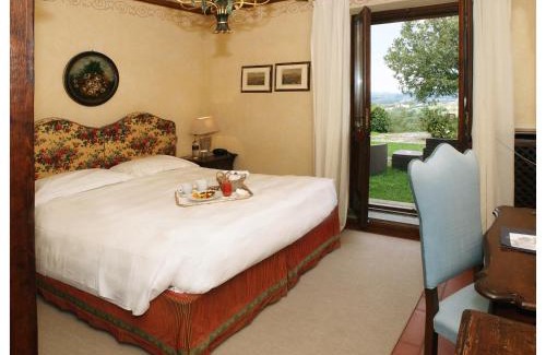 Collevalenza Hotel | Discover Relais Todini: Pet-Friendly with Ocean Views