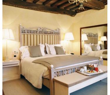 Collevalenza Hotel | Discover Relais Todini: Pet-Friendly with Ocean Views