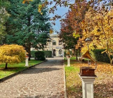Mogliano Veneto Bed & Breakfast | Exceptional Relais Totì BeB: Pet-Friendly & Spa Retreat
