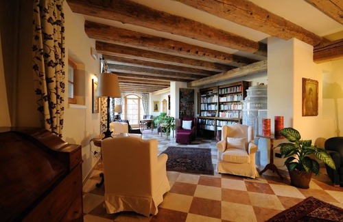 Sopramonte Hotel | Delightful Stay at Relais Vecchio Maso with Pool & Spa
