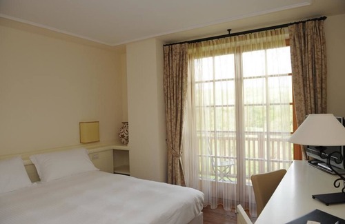Sopramonte Hotel | Delightful Stay at Relais Vecchio Maso with Pool & Spa