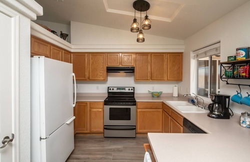 Lake Havasu City House | Experience Private Pool Bliss with Ocean Views & Top Amenities