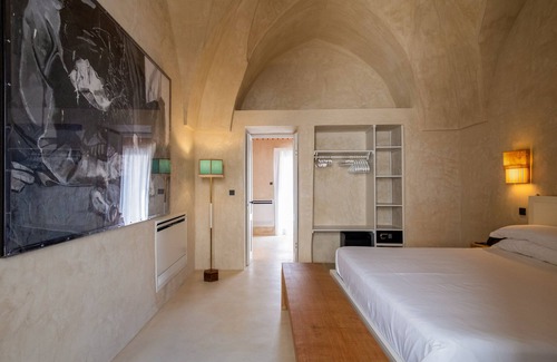 Spongano Hotel | Unwind in Our Special Dimora with Oceanfront Views