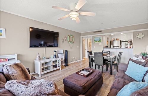 Myrtle Beach Condo | Relax and Recharge at Ocean Creek Resort with Pools, Beach Access & More!