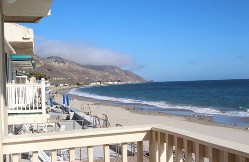 Faria Beach House | Experience Oceanfront Bliss with Spa and Pool Access