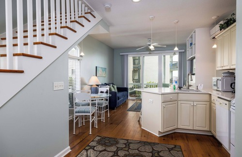 Saint Helena Island House | Experience 709 Ocean Cottage with Resort Access & Pool