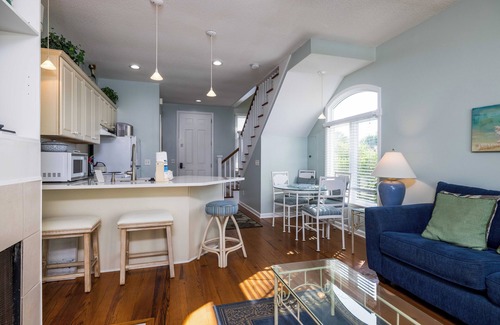 Saint Helena Island House | Experience 709 Ocean Cottage with Resort Access & Pool