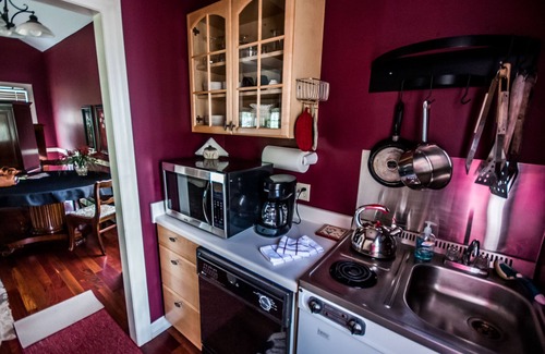 Divide Cottage | Relax and Unwind in Colorado: Guest Rated 9.8 with Spa & More