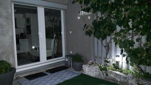 Klagenfurt am Woerthersee Apartment | Relax-Apartment with Sauna and Ocean View Awaits You