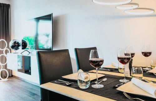 Fischbach Apartment | Elegant Relax Apartment Black & White with Oceanfront Views