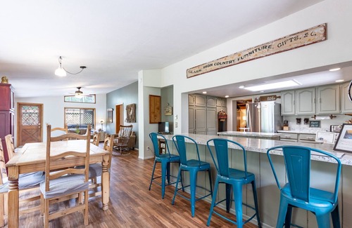Nathrop Cabin | Experience Relaxation at Aspen Creek with Private Hot Tub