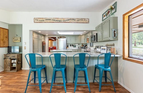 Nathrop Cabin | Experience Relaxation at Aspen Creek with Private Hot Tub