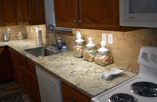 Riviera House | Indulge in Relaxation at Our Baffin Bay Getaway