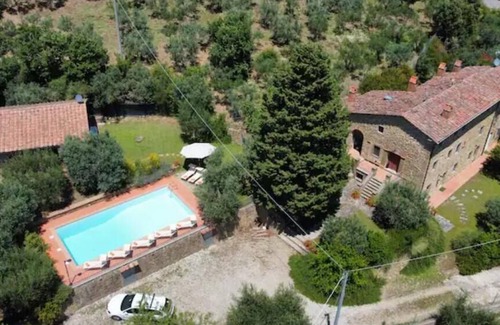 Pieve di Chio Villa | Experience Relaxation at Our Tuscan Villa Near Historic Center