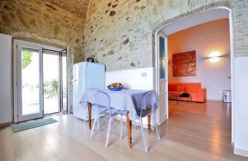 Pizzo Apartment | Experience Bliss at Palazzo Pizzo Residence by the Sea