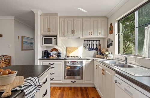 Preston Beach House | Unwind at Preston Beach Escape: Your Ideal Getaway Awaits