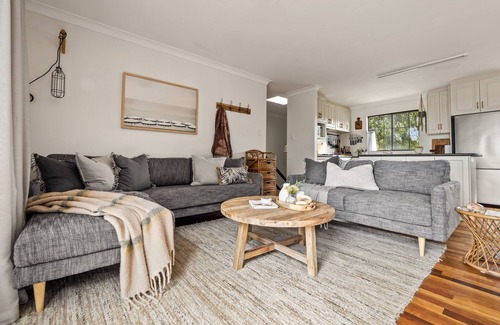 Preston Beach House | Unwind at Preston Beach Escape: Your Ideal Getaway Awaits
