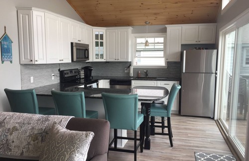 Westerly House | Experience Relaxation by the Beach with Breathtaking Sunsets
