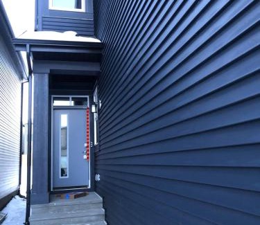 Southeast Edmonton House | Relax at The Hills at Ellerslie