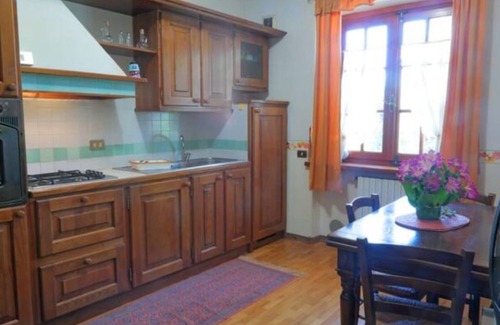Cenaia Apartment | Unwind in Comfort at CYCLAMEN: Pet & Child Friendly Retreat