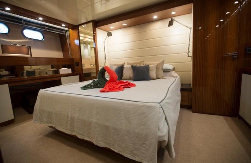 Mount Vesuvius - Pompei Boat Rental | Relax by Winston: Family-Friendly Stay with Breakfast Included