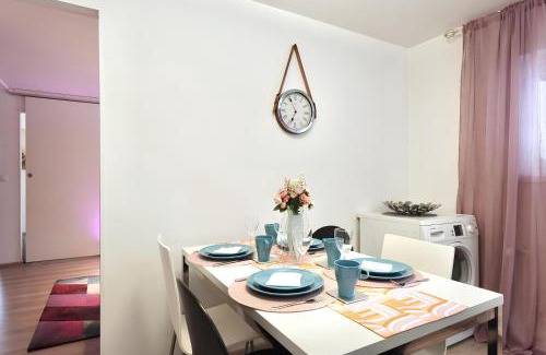 Etelainen District Apartment | Seaside Home in Helsinki with Free Parking & Family-Friendly