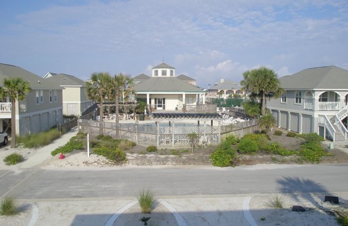 Fort Morgan House | Experience Coastal Bliss at Alabama Getaway in Heritage Shores