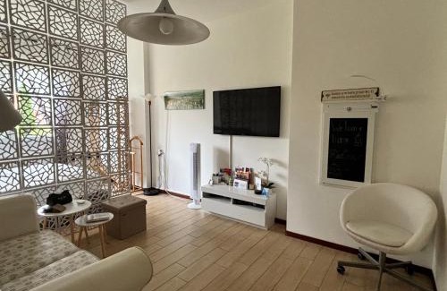 Bergamo Apartment | Cozy Retreat at Relax&Comfort Redona 8 - Rated 8.9/10