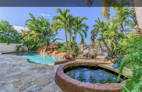 Apollo Beach House | Relax & Enjoy: Ocean View Rooms with Pool and Spa
